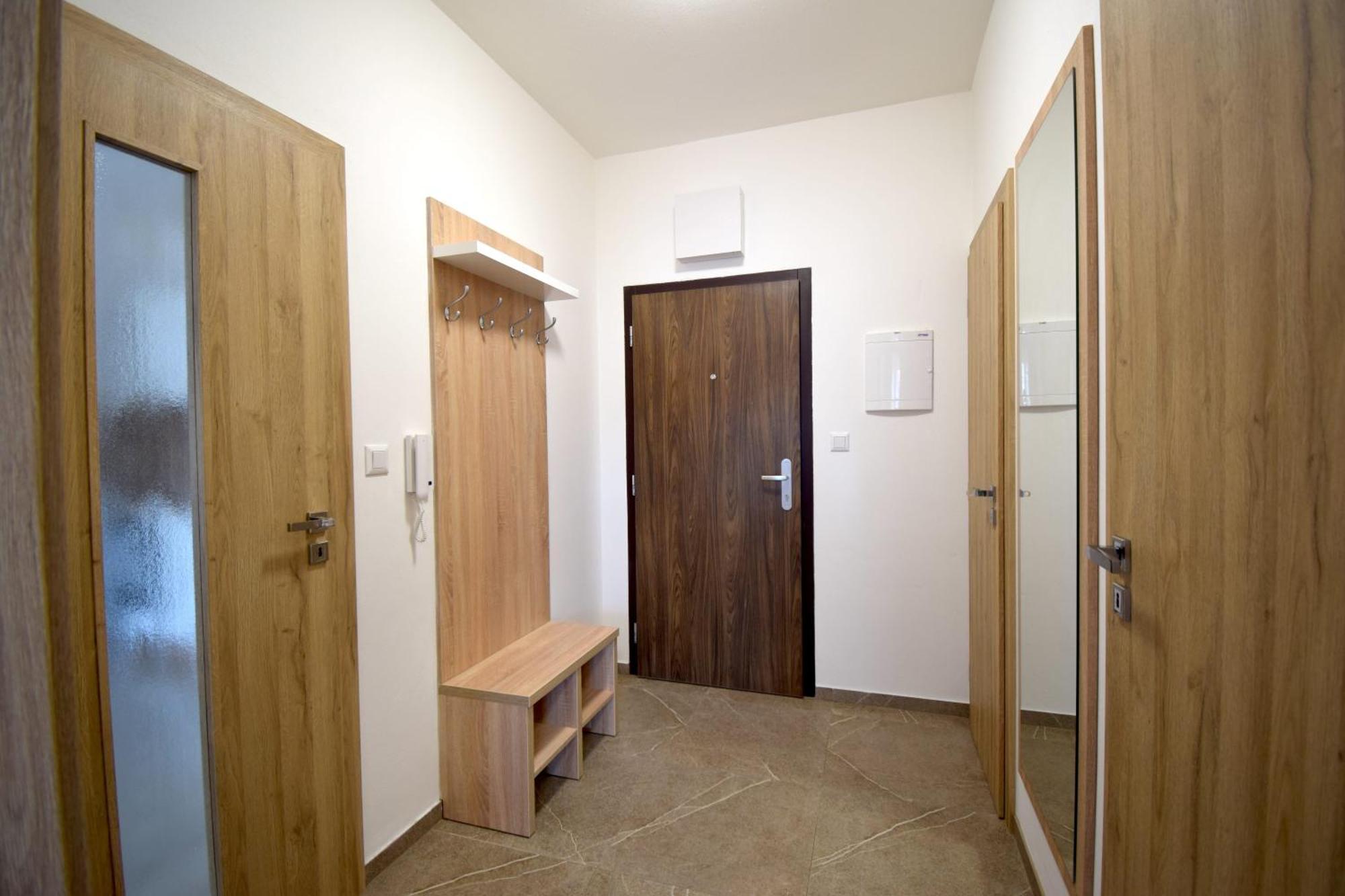 Ferienwohnung Saratovska Trenčín Exterior foto