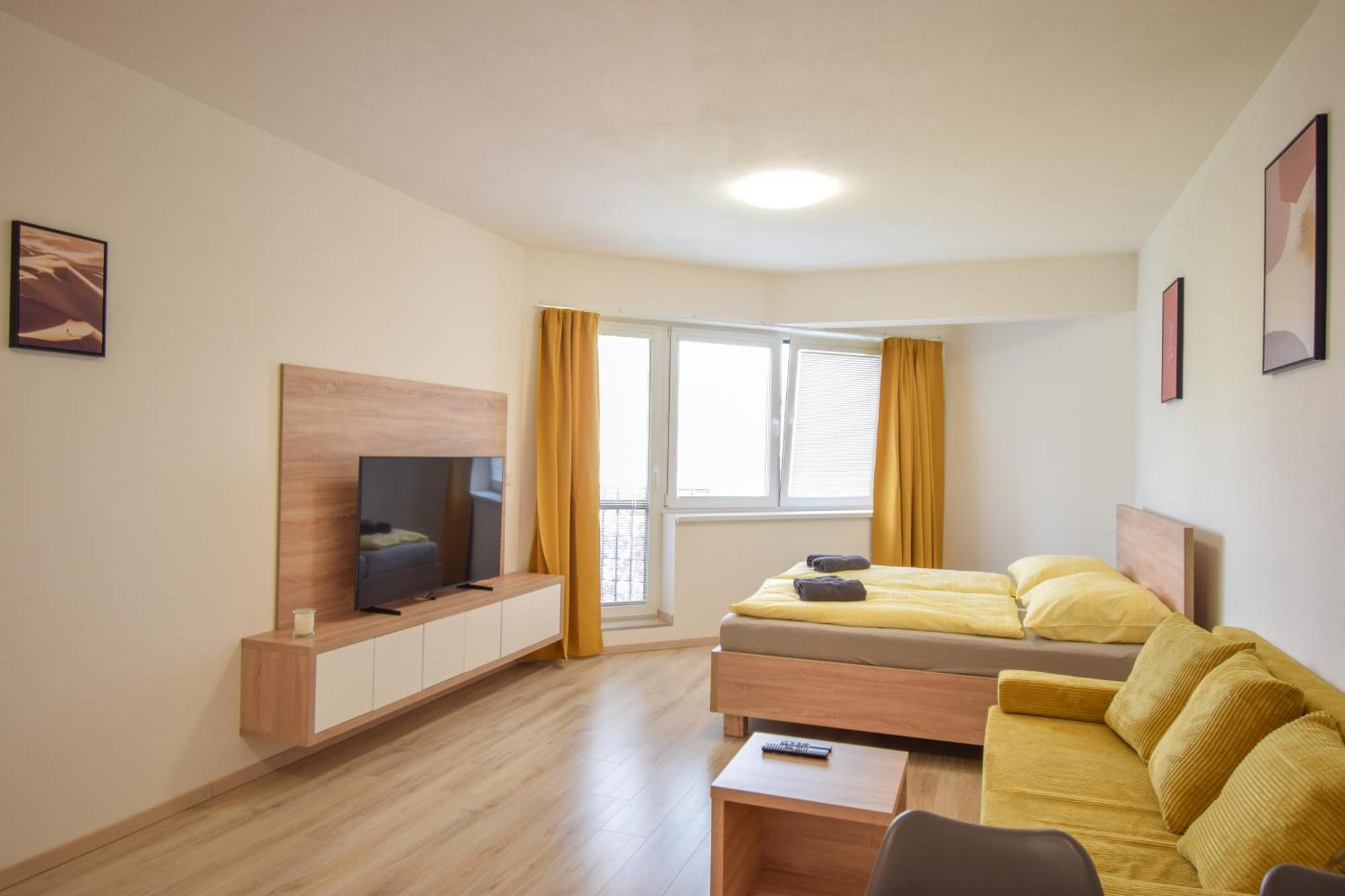 Ferienwohnung Saratovska Trenčín Exterior foto
